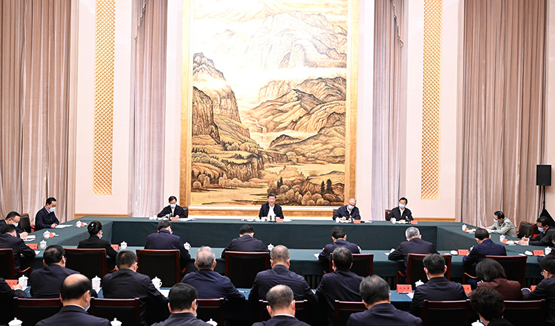 5月17日上午，中共中央總書記、國家主席、中央軍委主席習(xí)近平在陜西西安主持中國－中亞峰會前夕，專門聽取陜西省委和省政府工作匯報，發(fā)表了重要講話。