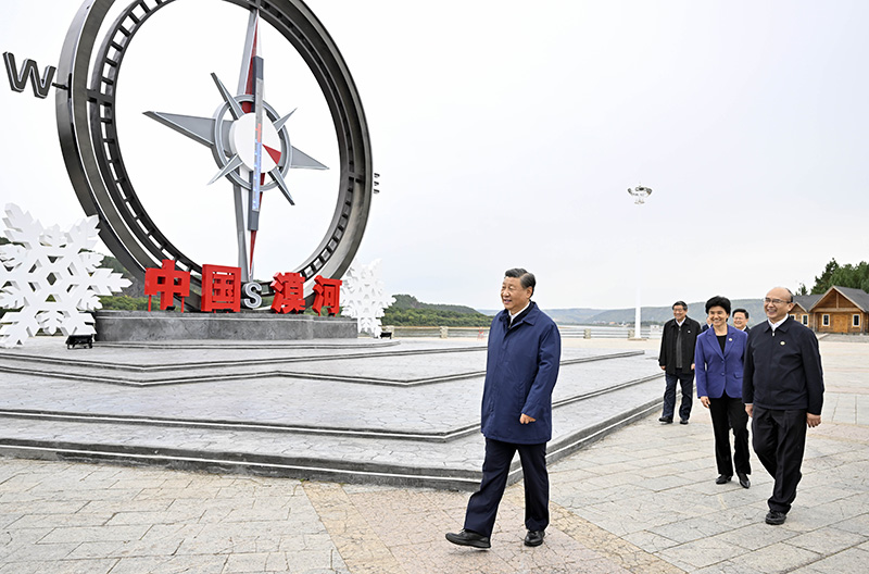 9月6日至8日，中共中央總書記、國家主席、中央軍委主席習(xí)近平在黑龍江考察。這是6日下午，習(xí)近平在大興安嶺地區(qū)漠河市北極村考察。